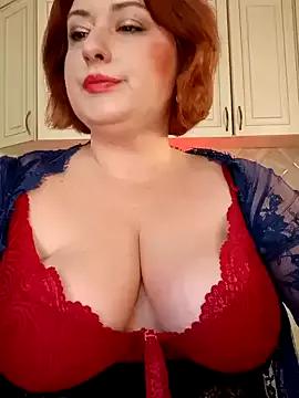 mom4you from StripChat