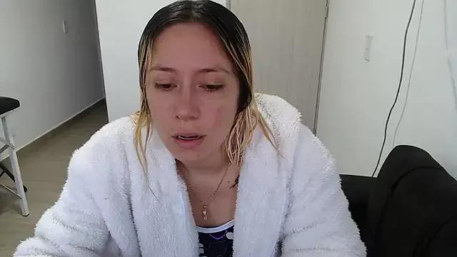 Check out our webcam shows gallery and message on a personal level with our sweet squirt cams hosts, showing off their natural physiques and sex toys.