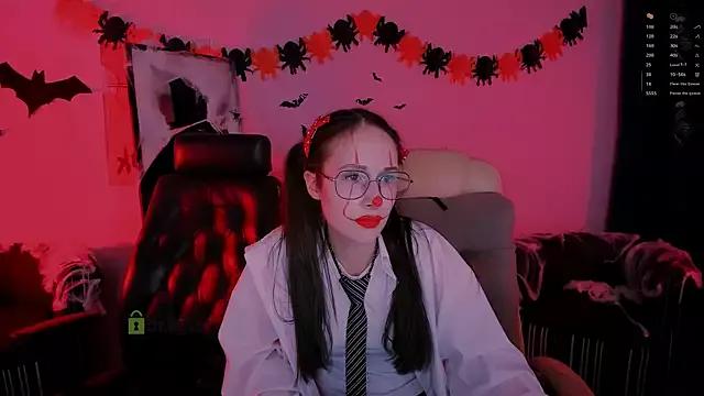 Check out our webcam shows gallery and message on a personal level with our sweet squirt cams hosts, showing off their natural physiques and sex toys.