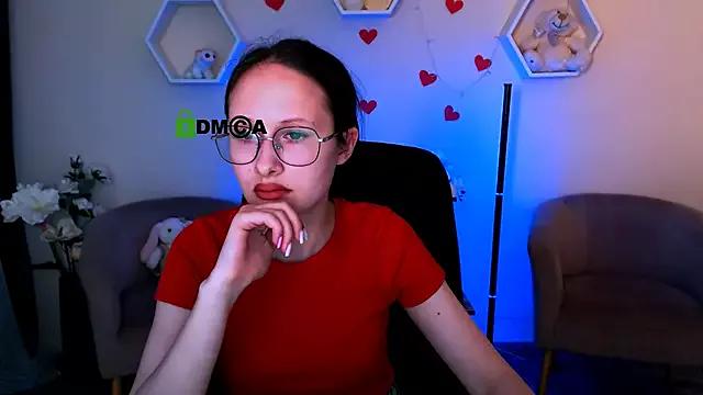 mona_cloud from StripChat is Freechat
