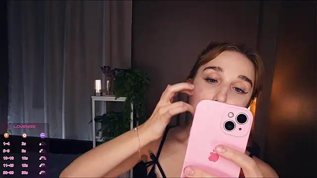 Check out our webcam shows gallery and message on a personal level with our sweet squirt cams hosts, showing off their natural physiques and sex toys.
