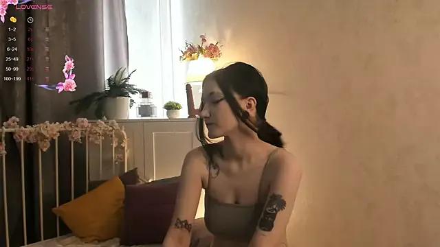 Monica_Frey from StripChat is Freechat