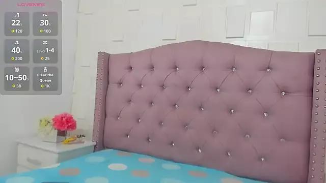 Check out our webcam shows gallery and message on a personal level with our sweet squirt cams hosts, showing off their natural physiques and sex toys.