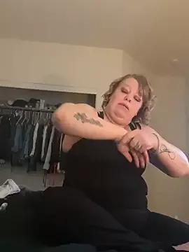 moniquelovely from StripChat is Freechat