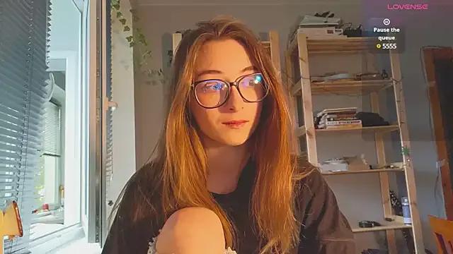 monlight__dana from StripChat is Freechat