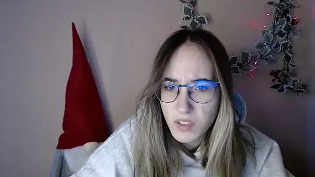 Moon__Lily from StripChat is Freechat