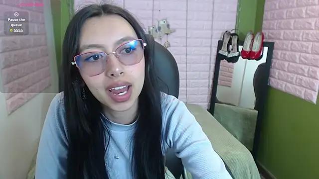 Check out our webcam shows gallery and message on a personal level with our sweet squirt cams hosts, showing off their natural physiques and sex toys.