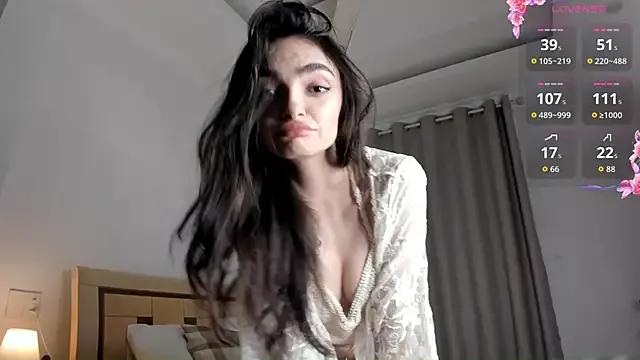 Morena_Dolce from StripChat is Freechat