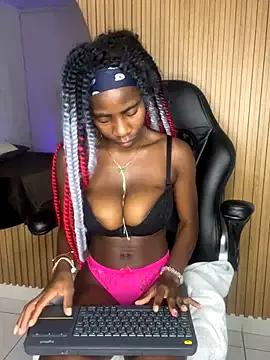 MorenaLush_Eup from StripChat is Freechat