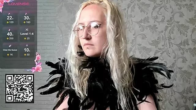 MorryganWoods webcams show profile image 