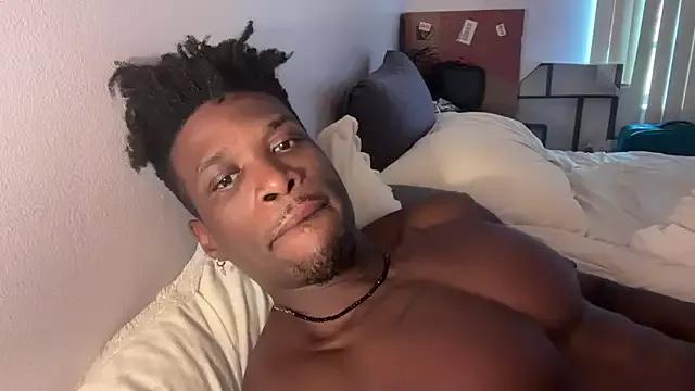 MrDaddyBlackNi9e from StripChat is Freechat