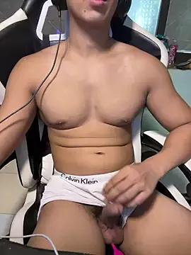 muscle_king__ from StripChat is Freechat