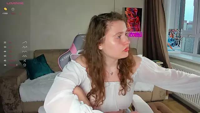 My_Emmy from StripChat is Freechat