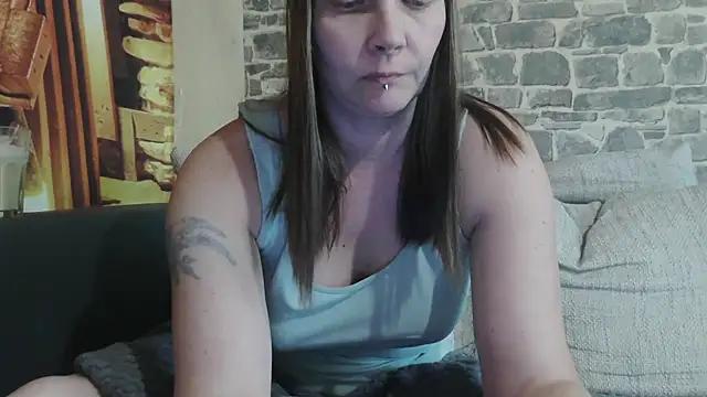 mysterious_daydreamer from StripChat is Freechat