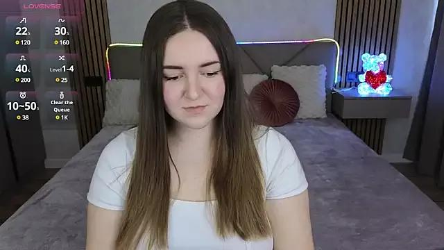 Check out our webcam shows gallery and message on a personal level with our sweet squirt cams hosts, showing off their natural physiques and sex toys.