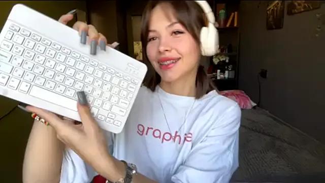 Check out our webcam shows gallery and message on a personal level with our sweet squirt cams hosts, showing off their natural physiques and sex toys.