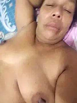 Naomi-Mature from StripChat is Freechat