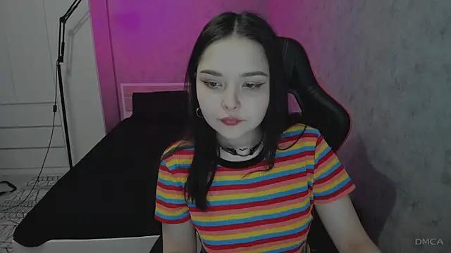 Check out our webcam shows gallery and message on a personal level with our sweet squirt cams hosts, showing off their natural physiques and sex toys.