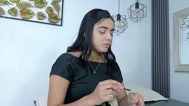 Check out our webcam shows gallery and message on a personal level with our sweet squirt cams hosts, showing off their natural physiques and sex toys.