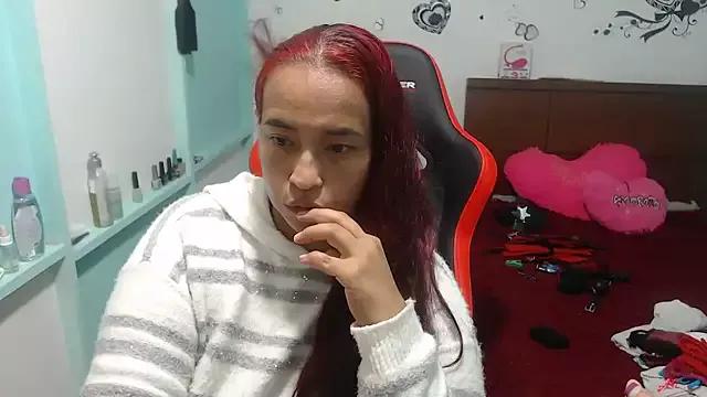 Check out our webcam shows gallery and message on a personal level with our sweet squirt cams hosts, showing off their natural physiques and sex toys.