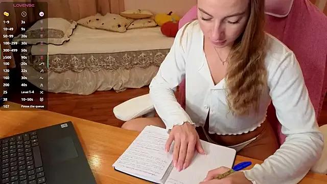 Naughty_Bunny_ from StripChat is Freechat