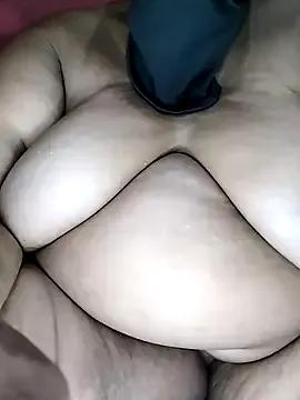 naughtygrannyXXX from StripChat is Freechat