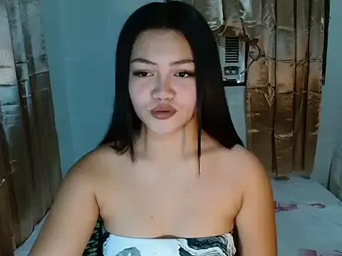 naughtyhothailey from StripChat is Freechat