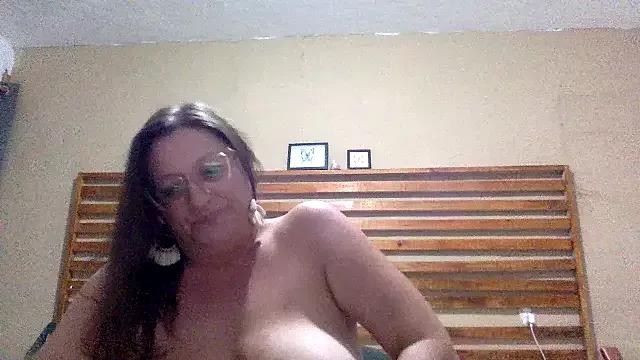 NaughtyInGlasses from StripChat is Freechat