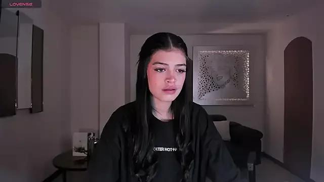 NiaMiller_ from StripChat is Freechat