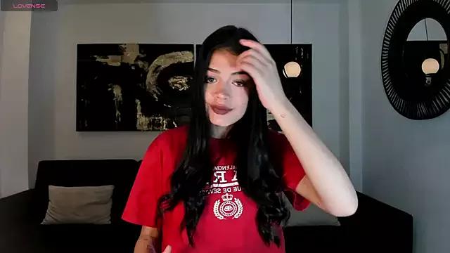 NiaMiller_ from StripChat is Freechat