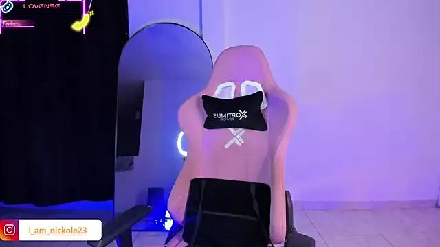 Check out our webcam shows gallery and message on a personal level with our sweet squirt cams hosts, showing off their natural physiques and sex toys.