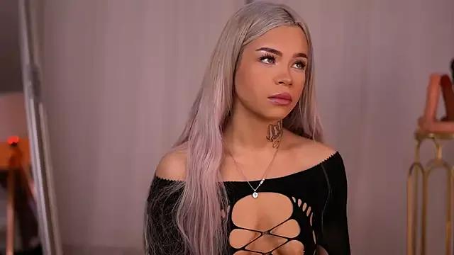 Check out our webcam shows gallery and message on a personal level with our sweet squirt cams hosts, showing off their natural physiques and sex toys.