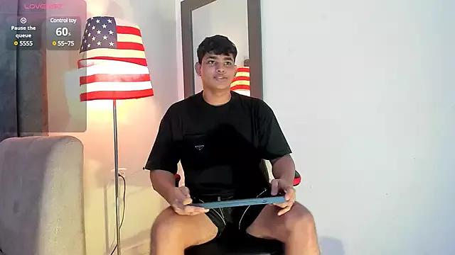 nicole_and_thiago from StripChat is Freechat