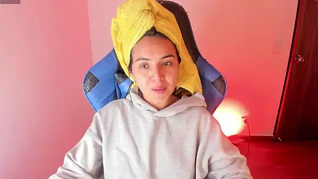 Check out our webcam shows gallery and message on a personal level with our sweet squirt cams hosts, showing off their natural physiques and sex toys.