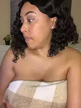 NicoleWilliam from StripChat is Freechat