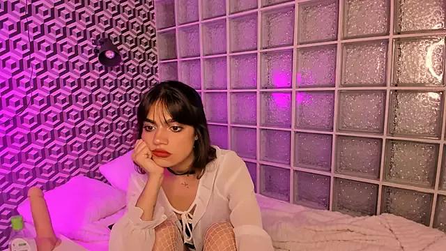 Check out our webcam shows gallery and message on a personal level with our sweet squirt cams hosts, showing off their natural physiques and sex toys.