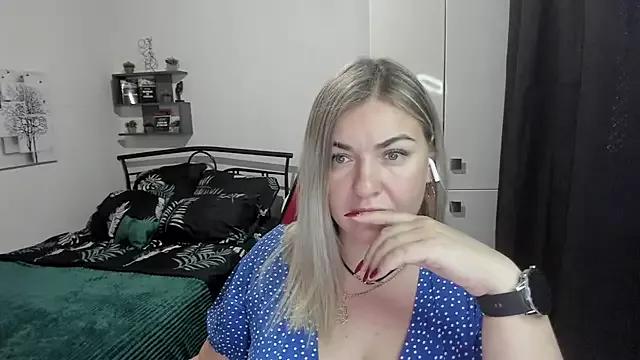 NikaSkylink from StripChat is Freechat