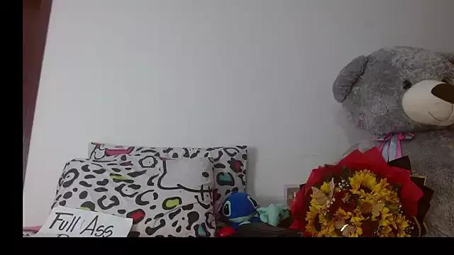 nina_Dirt from StripChat is Freechat