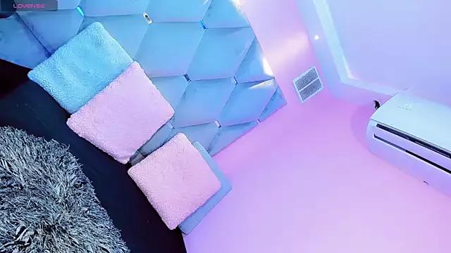 Check out our webcam shows gallery and message on a personal level with our sweet squirt cams hosts, showing off their natural physiques and sex toys.