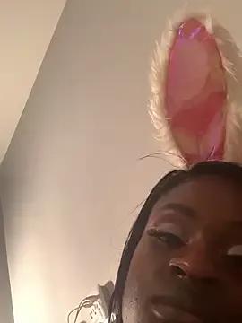 ninaperry777 from StripChat is Freechat