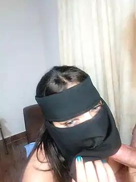 Photos of Nisreenn from StripChat is Freechat