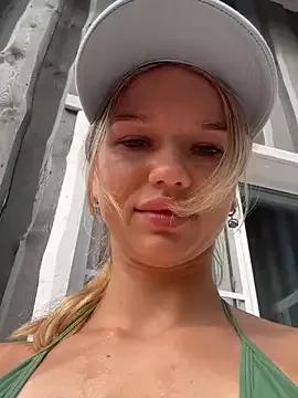 Oh_Anna from StripChat is Freechat