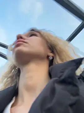 Oh_Anna from StripChat is Freechat