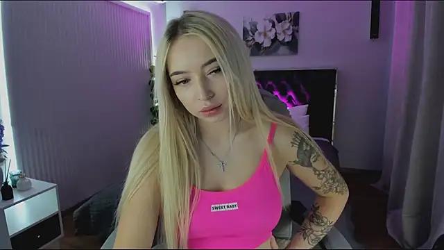 Check out our webcam shows gallery and message on a personal level with our sweet squirt cams hosts, showing off their natural physiques and sex toys.