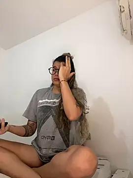 oizoe from StripChat