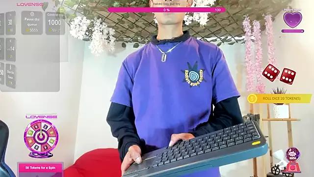 oliverhot2005 from StripChat is Freechat