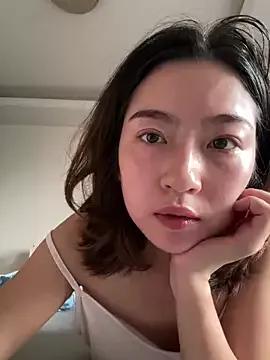 Olivia-l from StripChat is Freechat