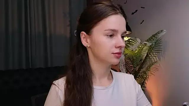 Olivia_Farrell from StripChat is Freechat