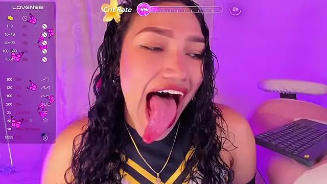 Check out our webcam shows gallery and message on a personal level with our sweet squirt cams hosts, showing off their natural physiques and sex toys.