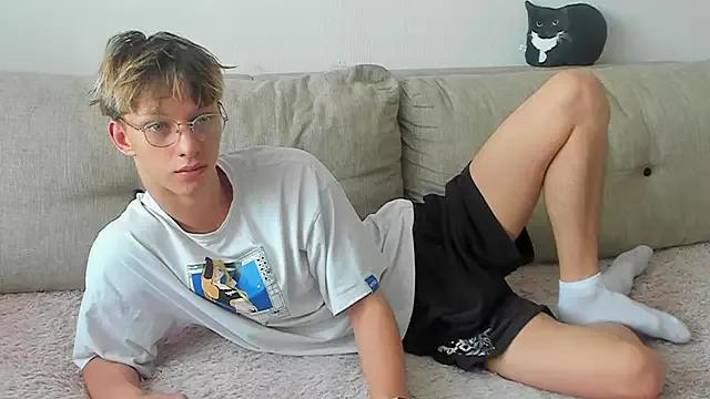 Ostin_meow from StripChat is Freechat